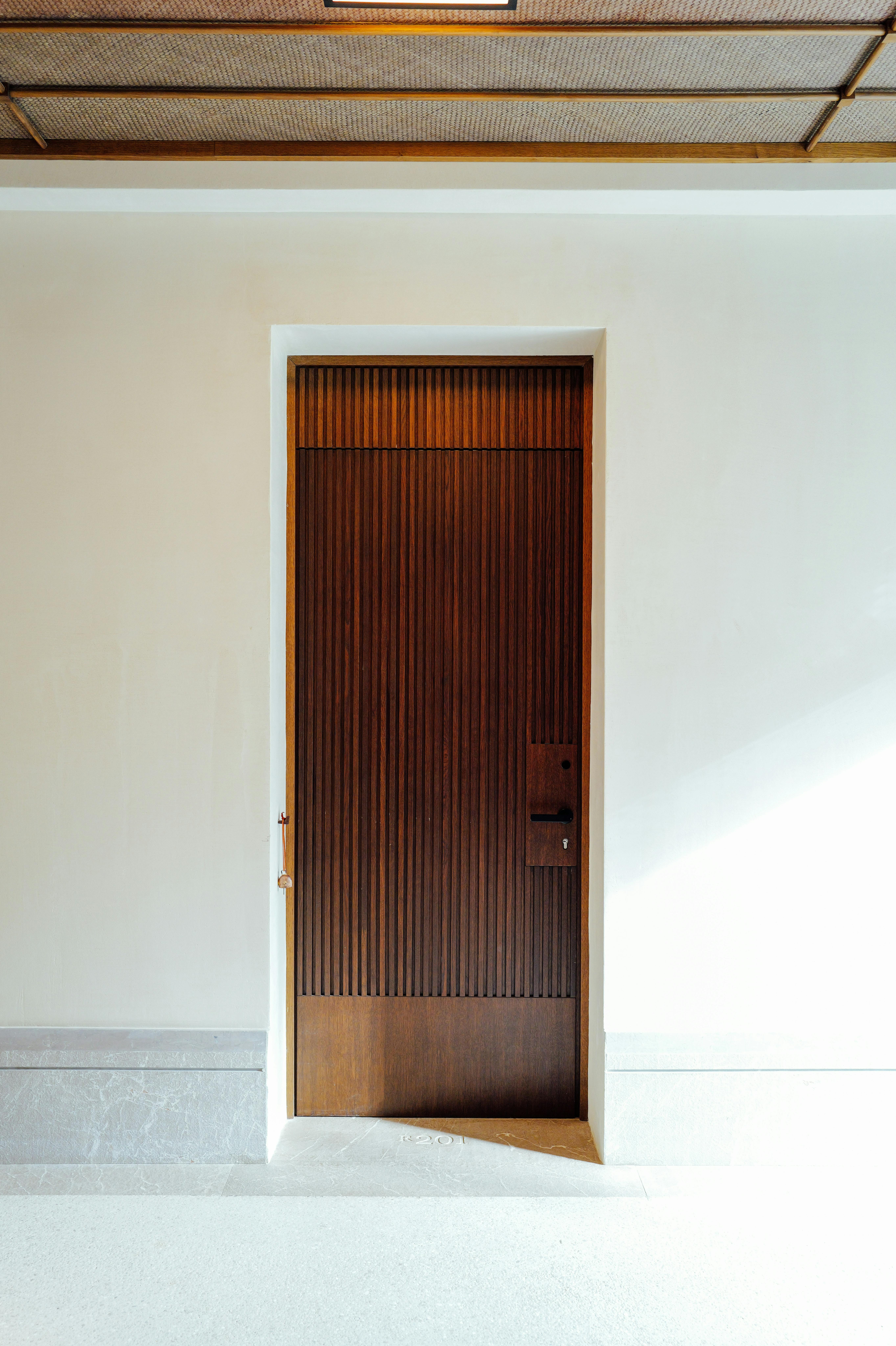 Microlaminant melamine